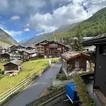 Hotel Adonis
