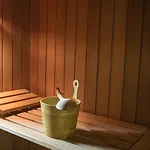 Adonis Hotel