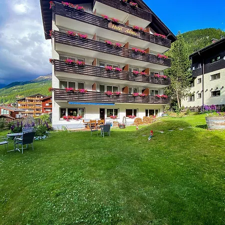 Adonis Hotel Zermatt