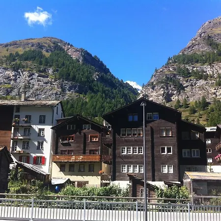Hotel Adonis